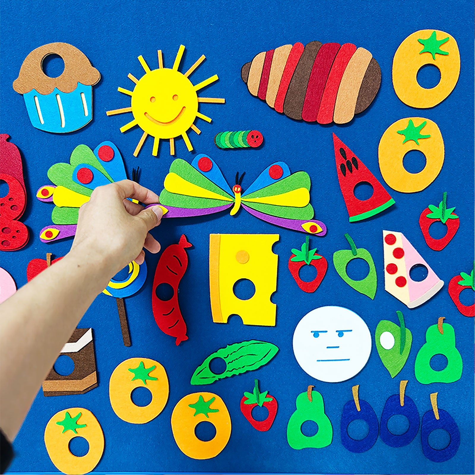 35Pcs The Very Hungry Caterpillar Felt Story Set, Story Telling Apron for Preschool Teachers, Interactive Classroom Dramatic Play & Early Learning Educational Toy